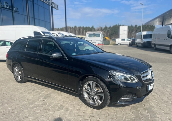 Mercedes-Benz Klasa E cena 64900 przebieg: 171500, rok produkcji 2014 z Poznań małe 67